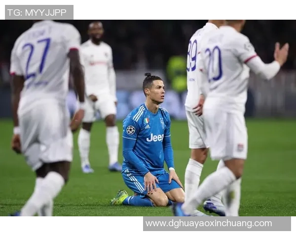 梅西C罗内马尔等足球巨星引领全球足球潮流的崛起与传奇故事 梅西C罗内马尔等足球巨星引领全球足球潮流的崛起与传奇故事