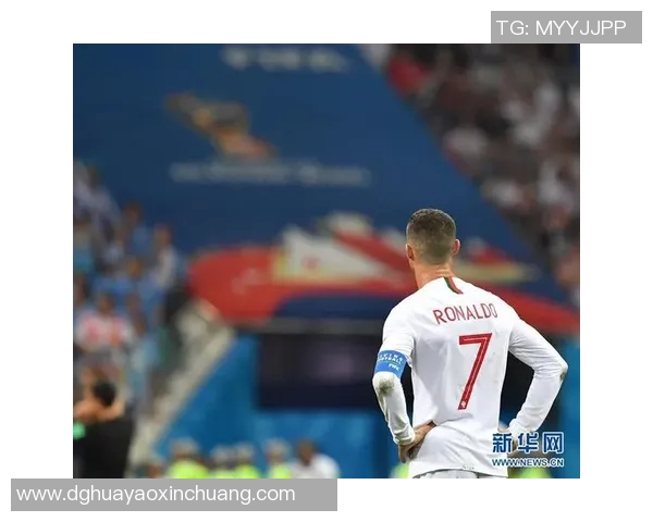 当今足坛最火球星是谁 全球球迷热议的足球巨星及其影响力解析