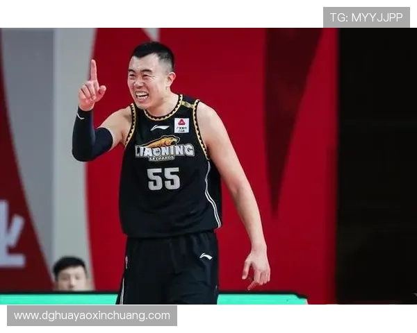 成都篮球队强势领跑联赛积分榜以94分稳居第一名 成都篮球队强势领跑联赛积分榜以94分稳居第一名